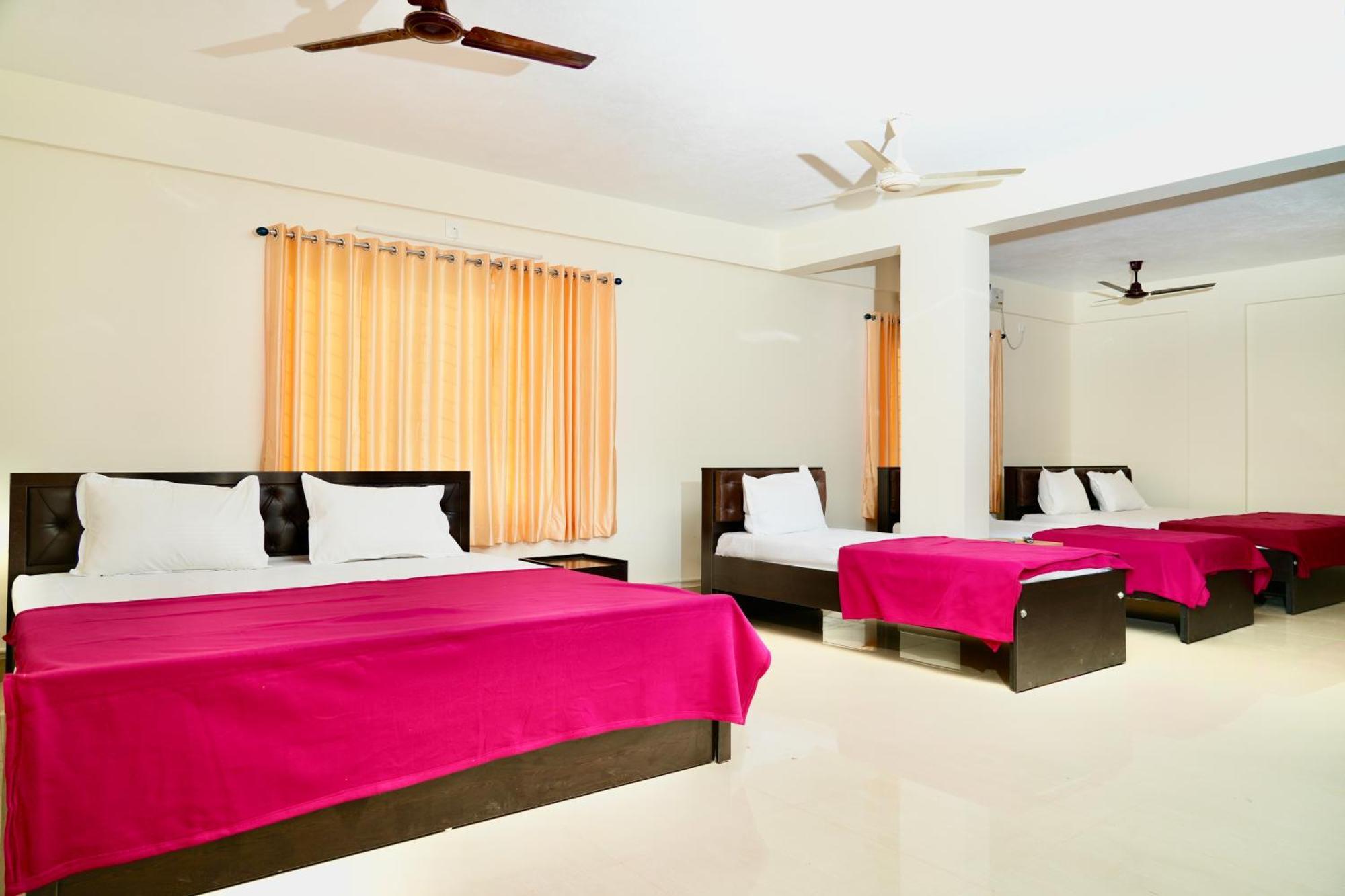 Shree Swarna Comforts Udupi Exterior photo